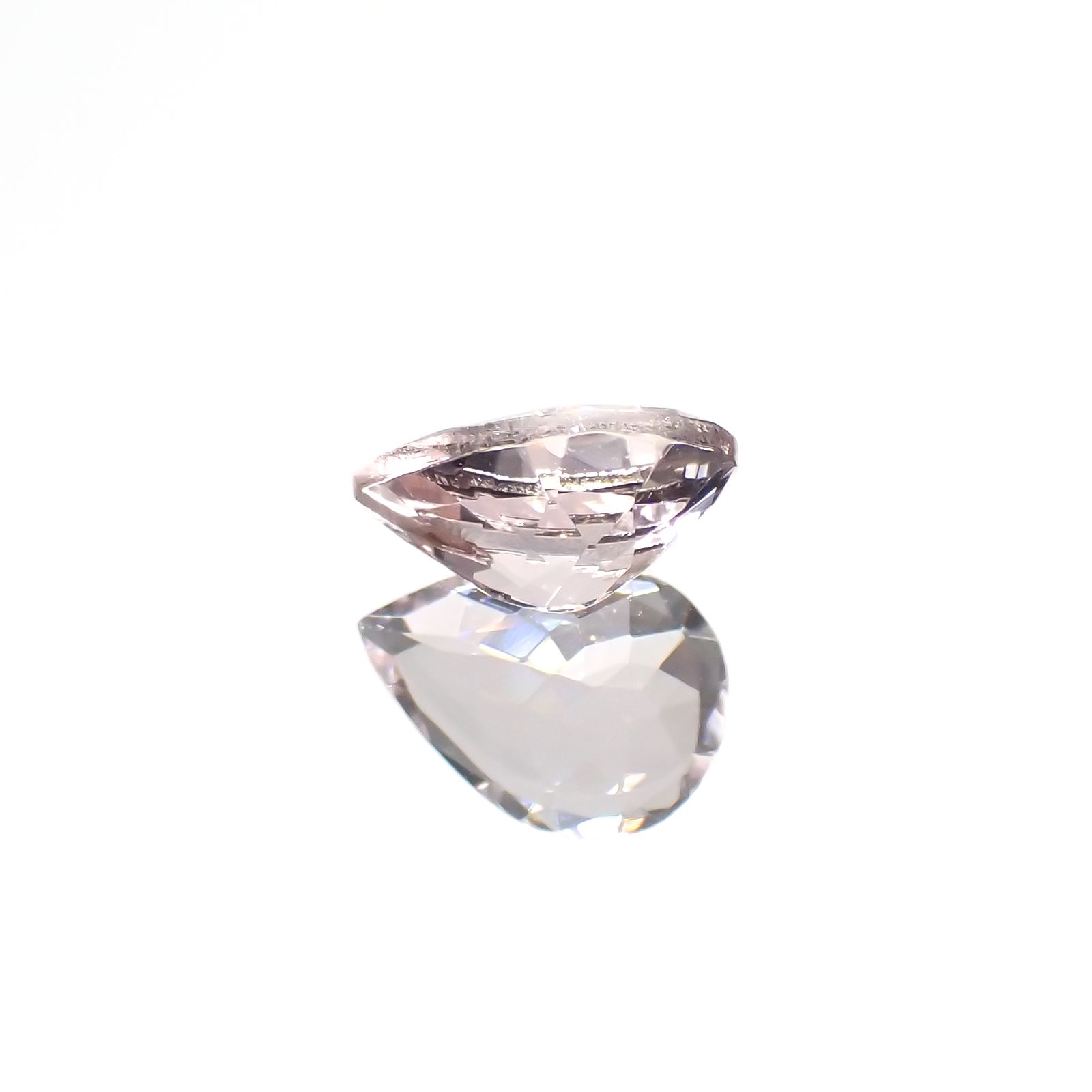 モルガナイト ブラジル産 0.60ct[230421791]7x5.1mm前後