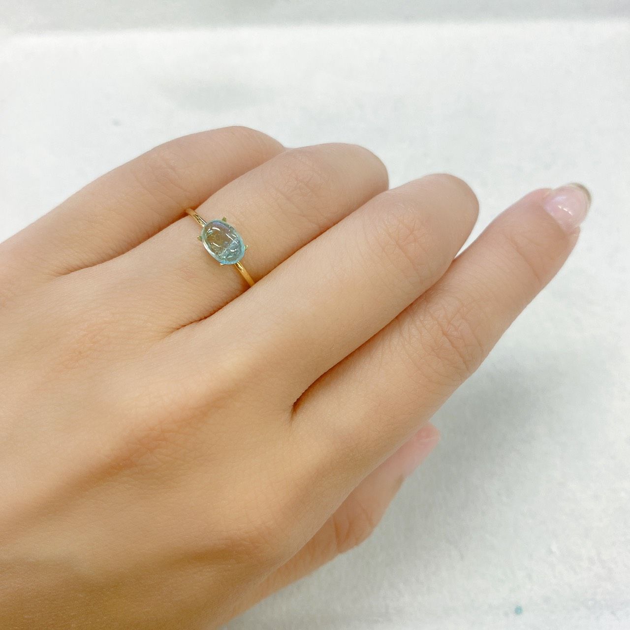 バイカラーパライバトルマリン ブラジル・キントス鉱山産 0.81ct[210812200]7.2×5.2mm前後