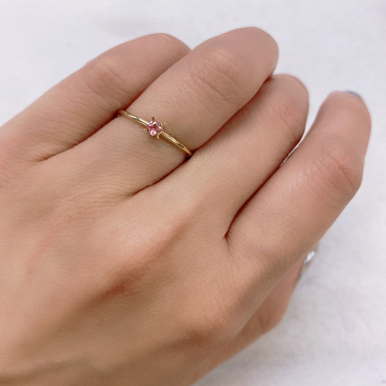 ◇プリンセスカット◇パパラチャサファイア ソーティング付き スリランカ産 ルース 0.08ct[210812609]2.4×2.3mm前後