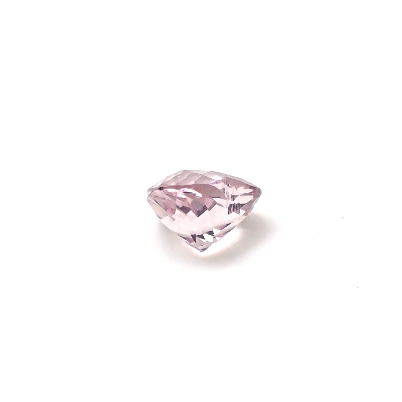 モルガナイト ブラジル産 0.49ct [250730877]4.8x5.8mm前後