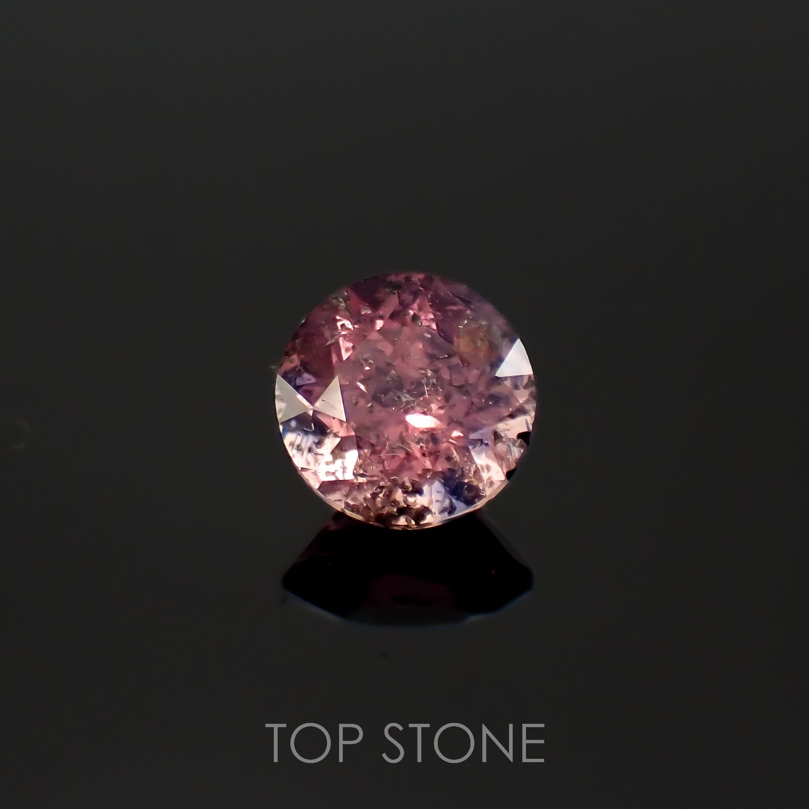 ウィンザーサファイア(宝石名サファイア)タンザニア・ウィンザー産 0.68ct 識別済[220817394]5.1x5.1mm前後