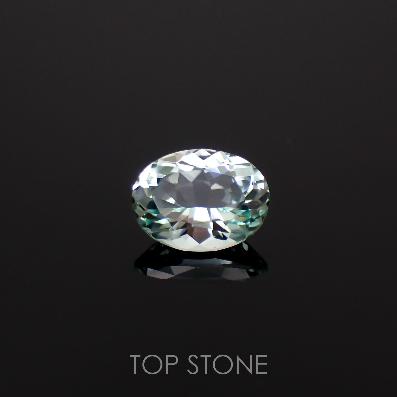 ミントベリル ブラジル産 0.60ct[230119948]6.6x5mm前後