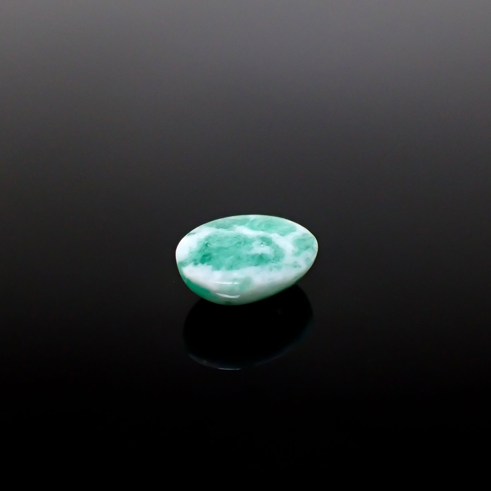 マトリックスエメラルド(エメラルドインクォーツ/フェルドスパー) ブラジル産 5.28ct [250430168]13x10mm前後