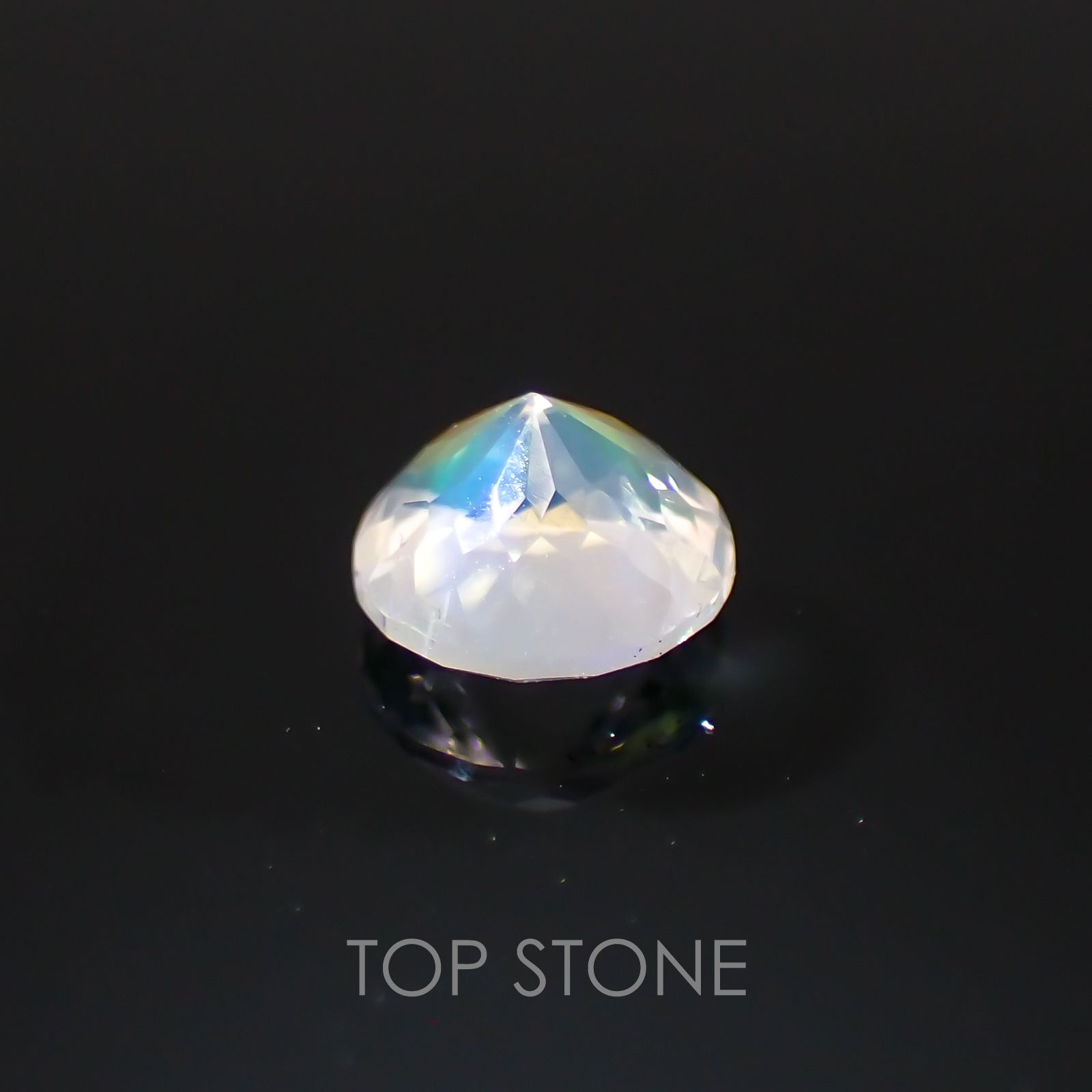 レインボームーンストーン(アンデシンラブラドライト) マダガスカル産 ルース 0.47ct[210310118]5.1×5.1mm前後