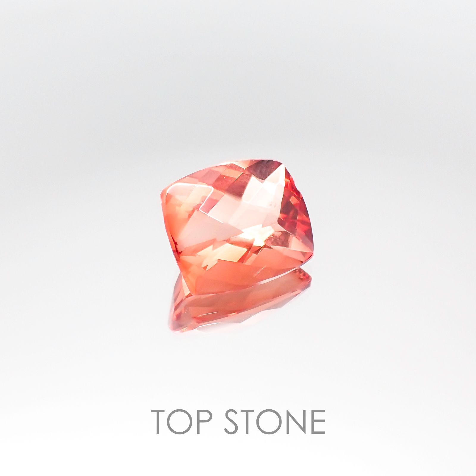 レッドフローライト ブラジル産 ルース 5.73ct[20106749]11.9×10mm前後