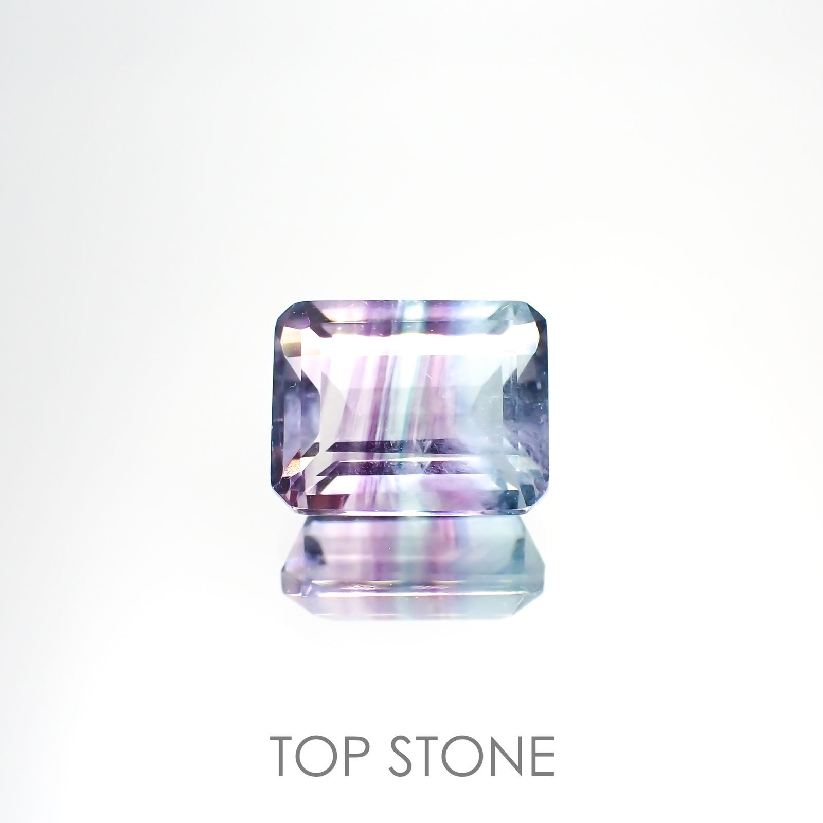バイカラーフローライト ブラジル産 ルース 4.18ct[210913214]10×7.8mm前後