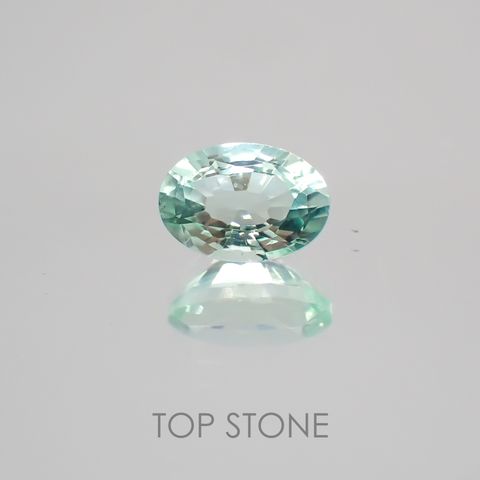 ミントベリル(宝石名グリーン・ベリル) ブラジル産 0.60ct 識別済[21079831]6.5×4.5mm前後