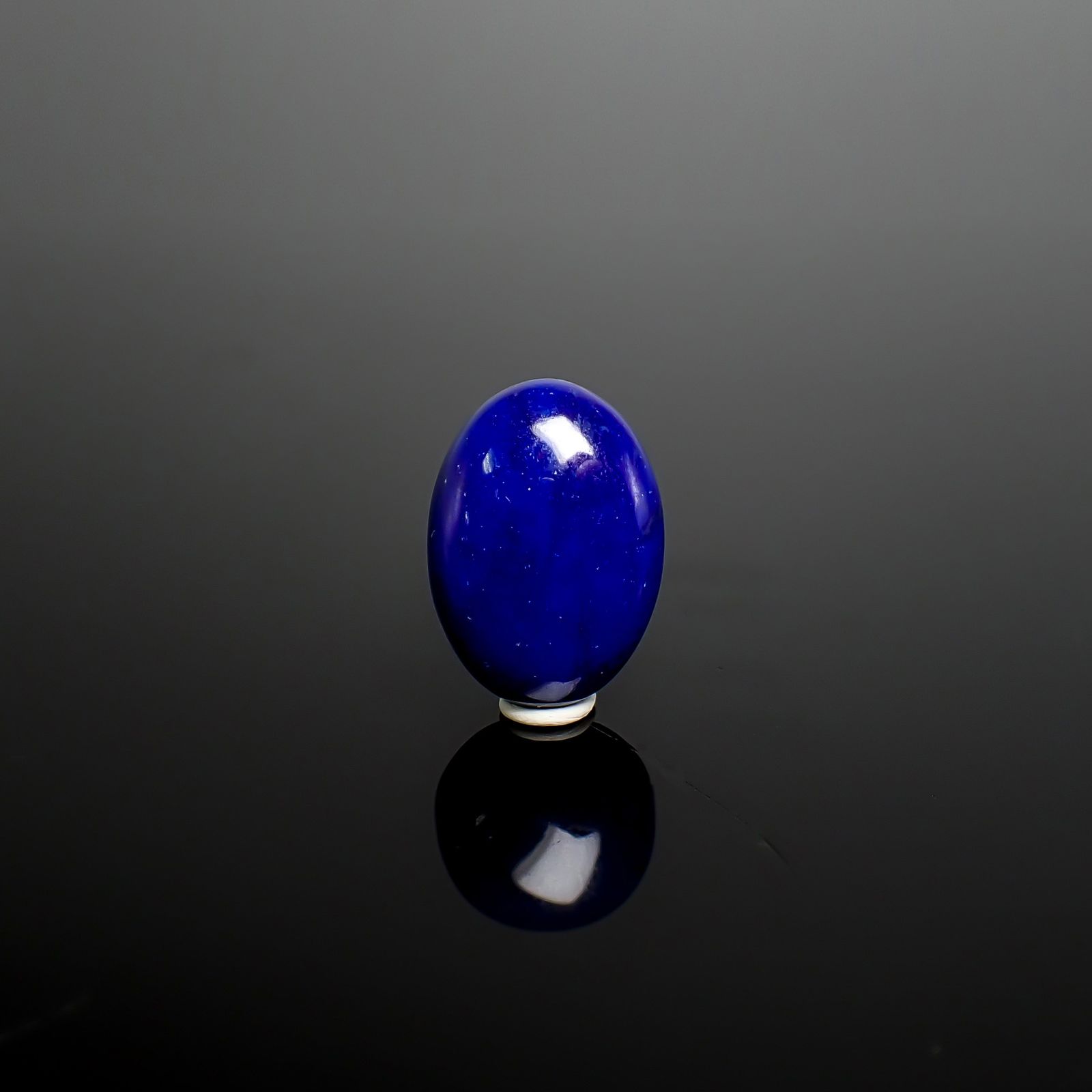 ラピスラズリ アフガニスタン産 9.66ct / 18.1x13mm前後 [260832890]