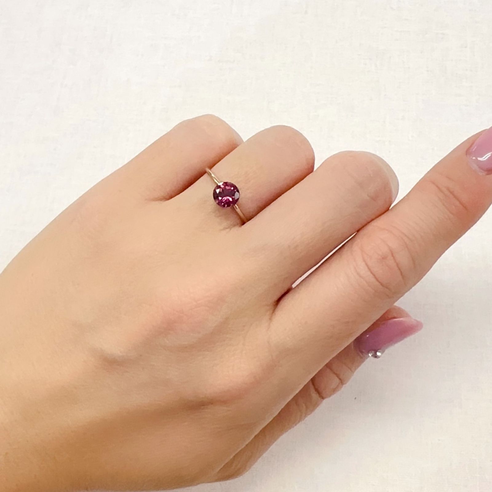 カラーシフトマラヤガーネット タンザニア産 1.16ct[231124336]6.1x6.1mm前後