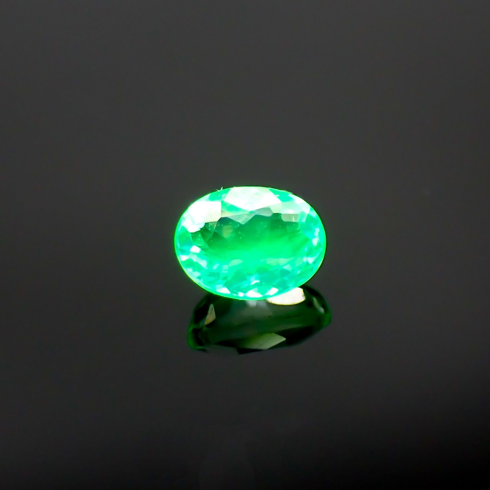 ハイアライトオパール(宝石名オパール) メキシコ産 0.084ct 識別済[210711156]3.2×2.5mm前後