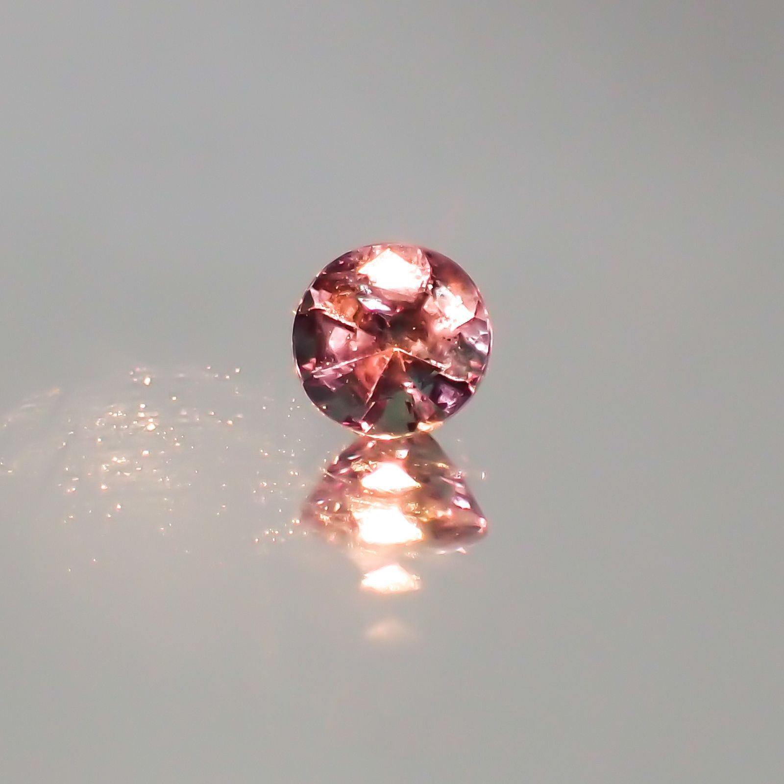 アレキサンドライト ブラジル産 ルース 0.21ct[20128455]3.4×3.4mm前後