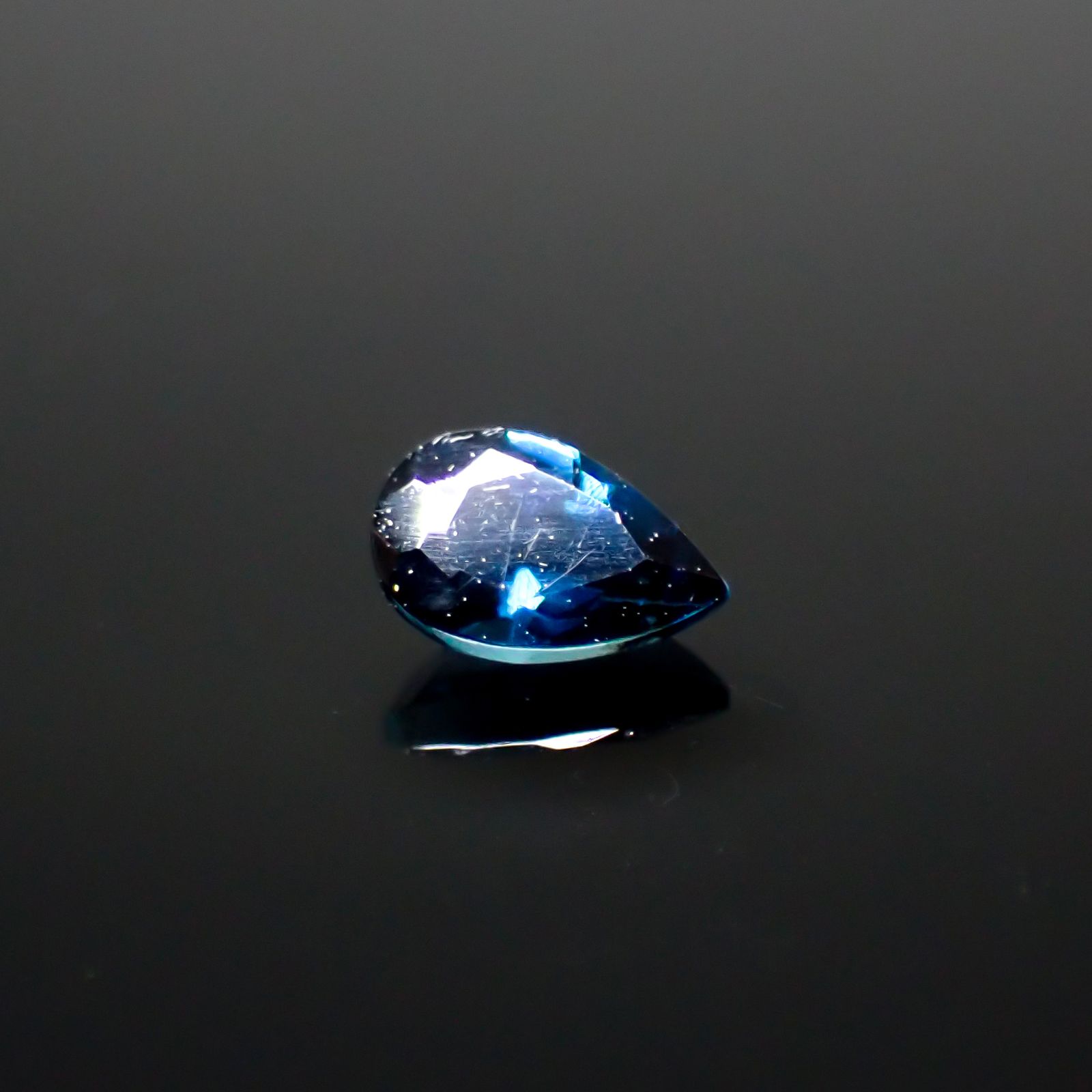 ブルートルマリン ブラジル産 0.21ct[240628027]4.8x2.9mm前後