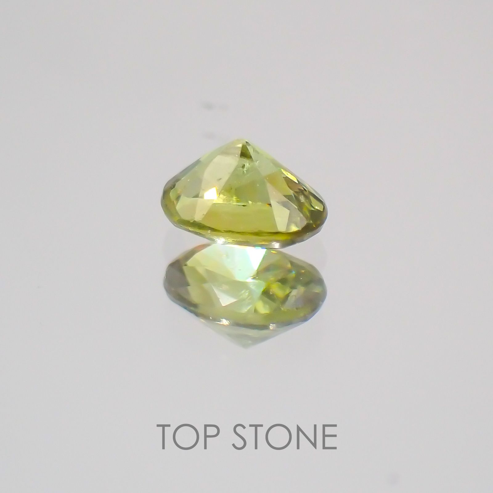 デマントイドガーネット ナミビア産 ルース 0.21ct[21029894]3.9×3mm前後