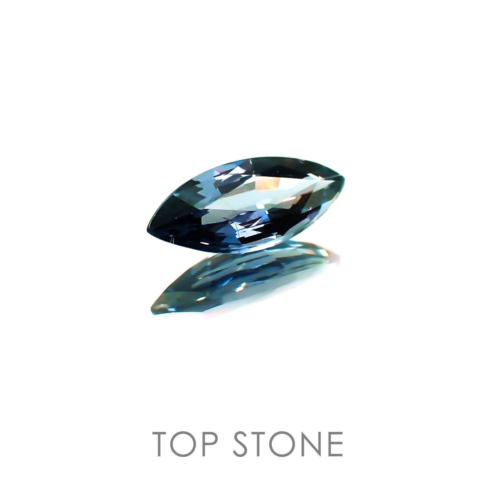 カラーチェンジガーネット(アレキタイプ) マダガスカル・ベキリー産 ルース 0.66ct[210310162]8.6×3.7mm前後
