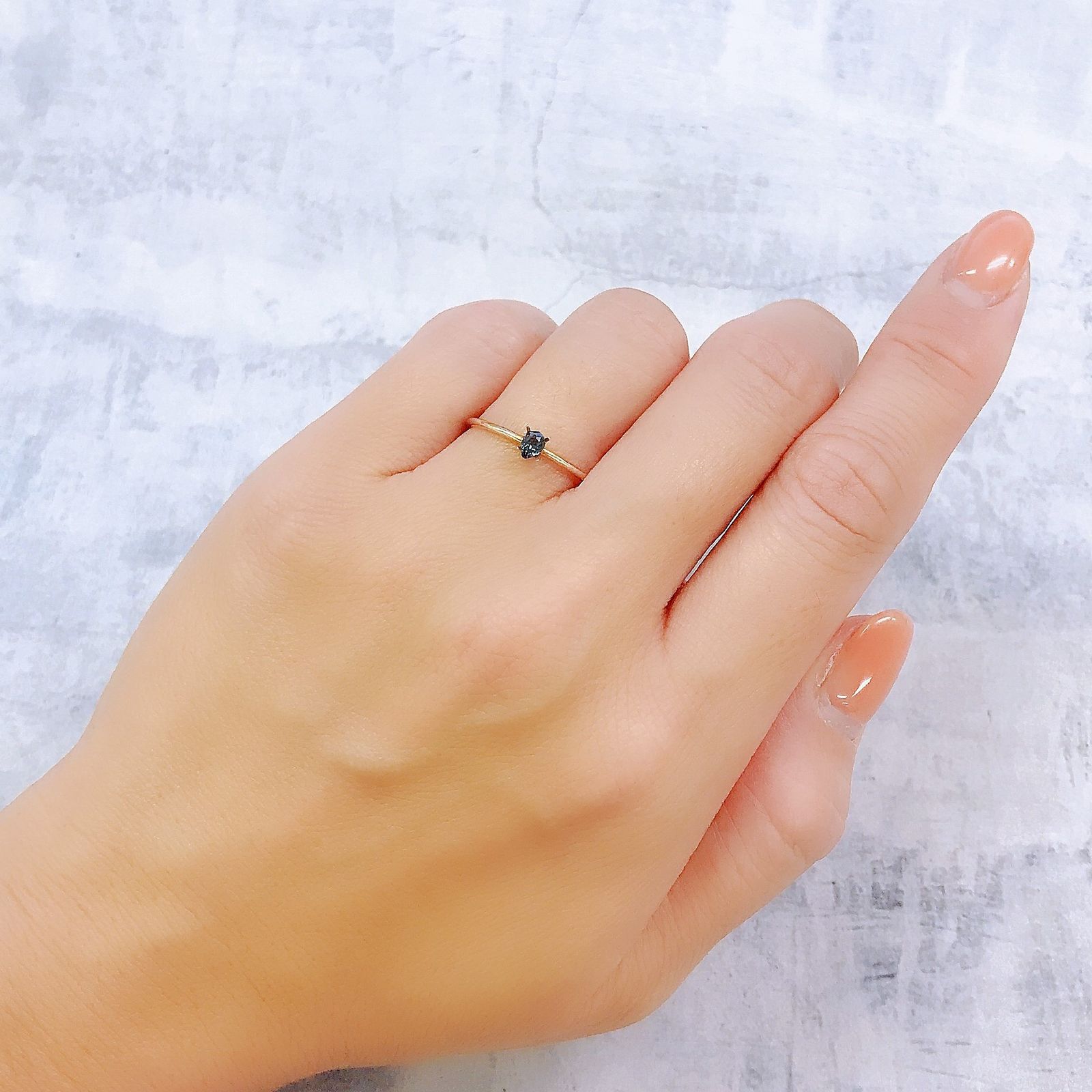 カラーチェンジガーネット アレキタイプ(宝石名ガーネット)マダガスカル・ベキリー産 0.15ct 識別済[220917664]3.8x2.8mm前後