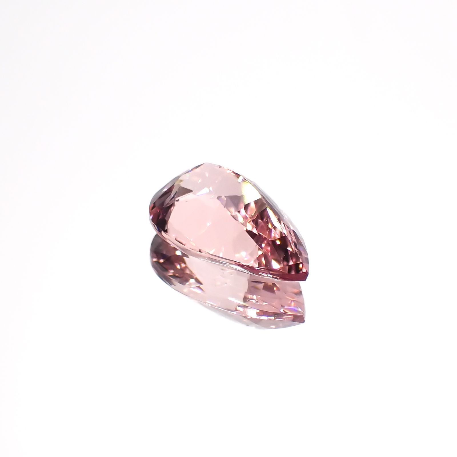 モルガナイト(宝石名モルガナイト)ナイジェリア産 2.292ct ソ付(彩珠)[221018878]11.9x7.4mm前後