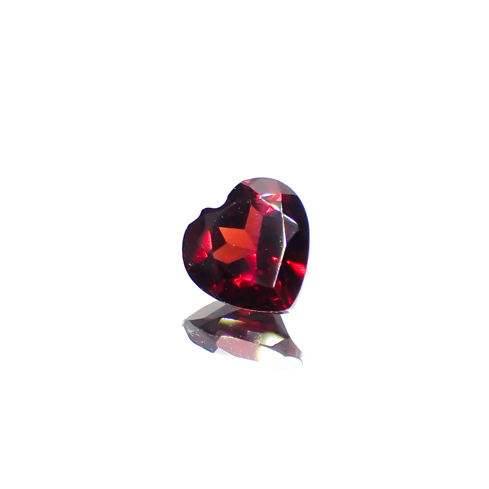 パイラルスパイトガーネット モザンビーク産 1.06ct[231224565]6.2x6.1mm前後