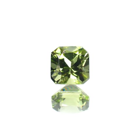 ペリドット(宝石名ペリドット) パキスタン産 識別済 0.75ct / 5x5mm前後 [260713490]