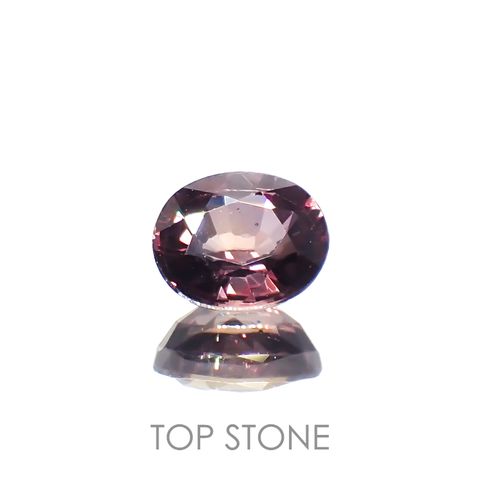 カラーチェンジサファイア非加熱(宝石名カラーチェンジ・サファイア)タンザニア産 0.62ct 識別済[230320838]5.2x4.2mm前後