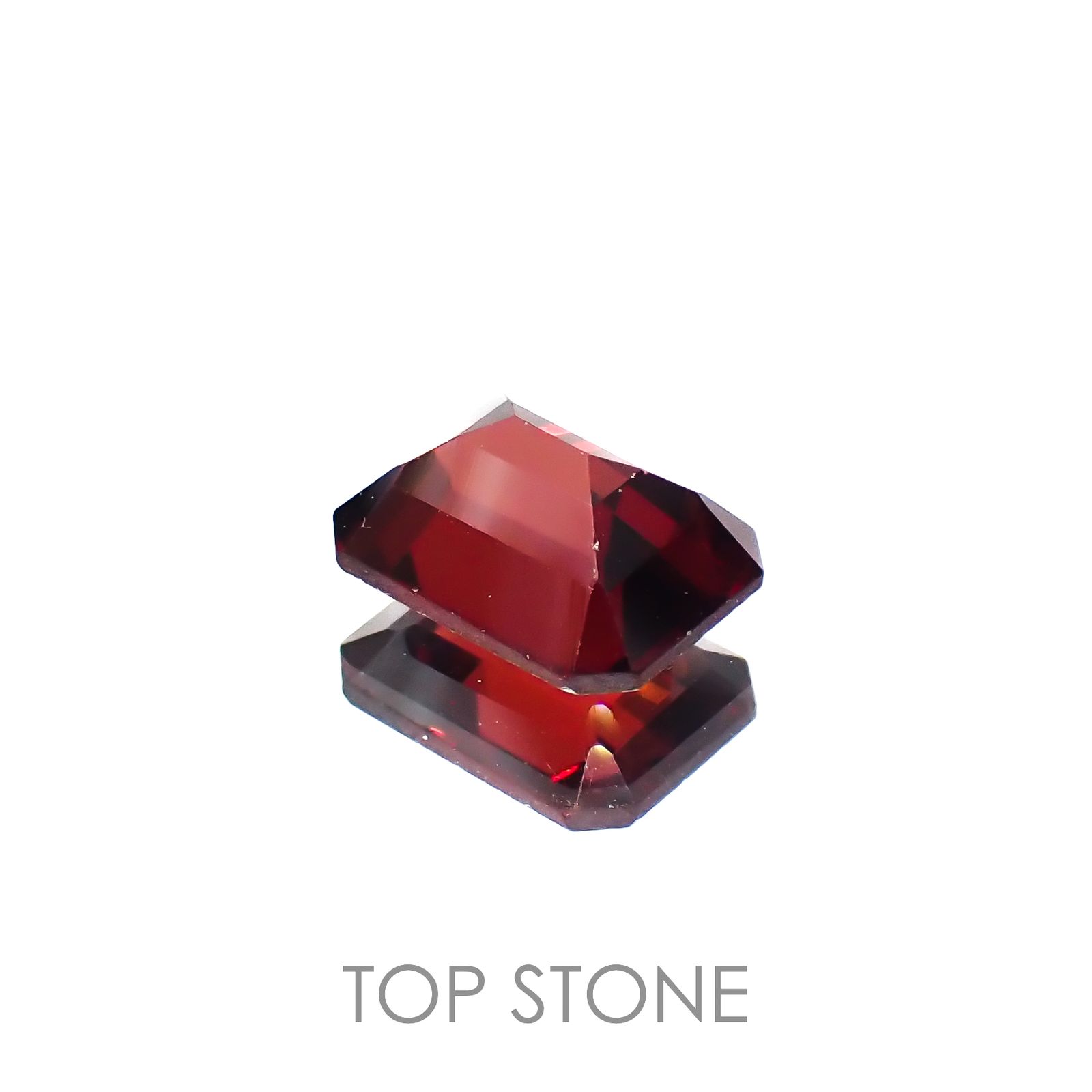 パイロープアルマンディンガーネット(宝石名パイロープ アルマンディン・ガーネット)ブラジル産 1.88ct 識別済[221219536]7.8x5.9mm前後