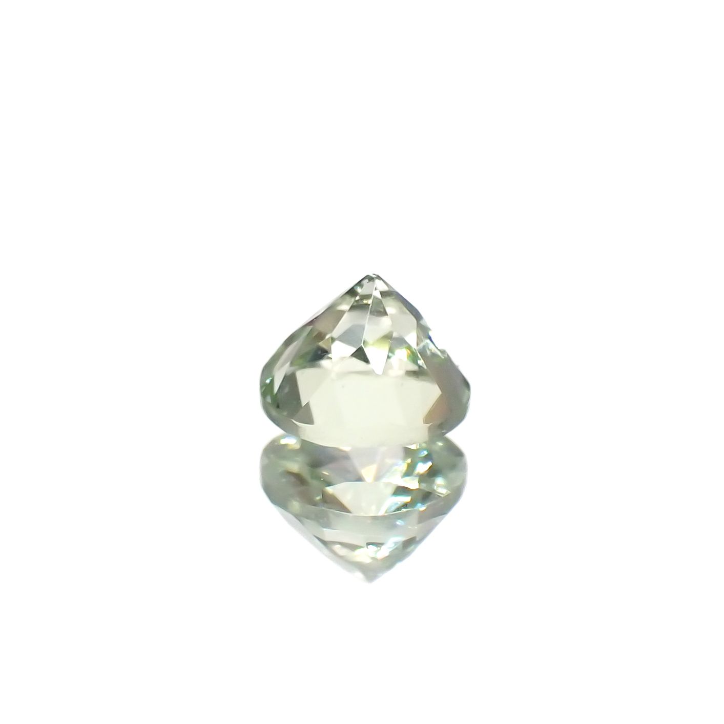 ミントガーネット タンザニア産 0.33ct[231023719]4x4mm前後