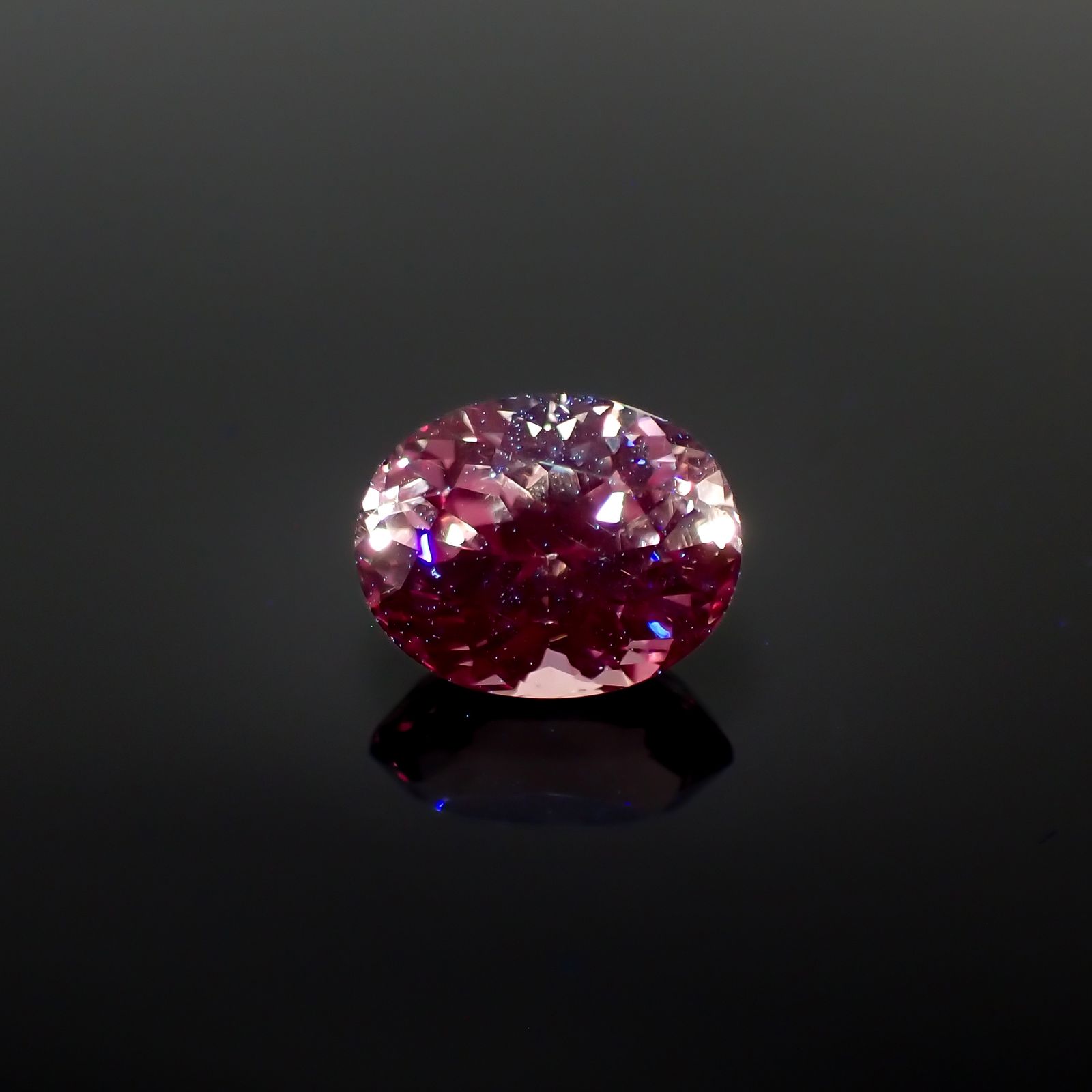 ドラゴンガーネット タンザニア産 2.09ct[230722946]8.2x6.4mm前後