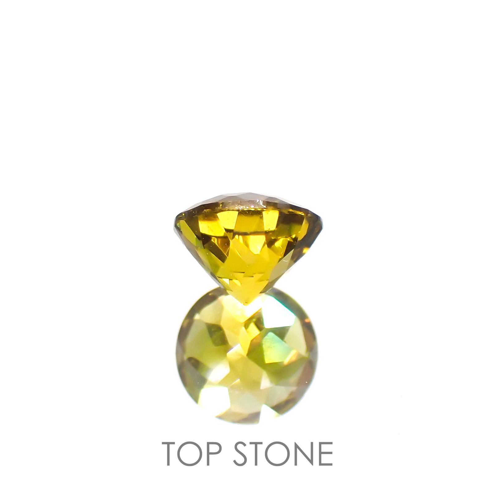 クリノゾイサイト(宝石名クリノゾイサイト)パキスタン産 0.74ct 識別済[220115588]5.4x5.4mm前後