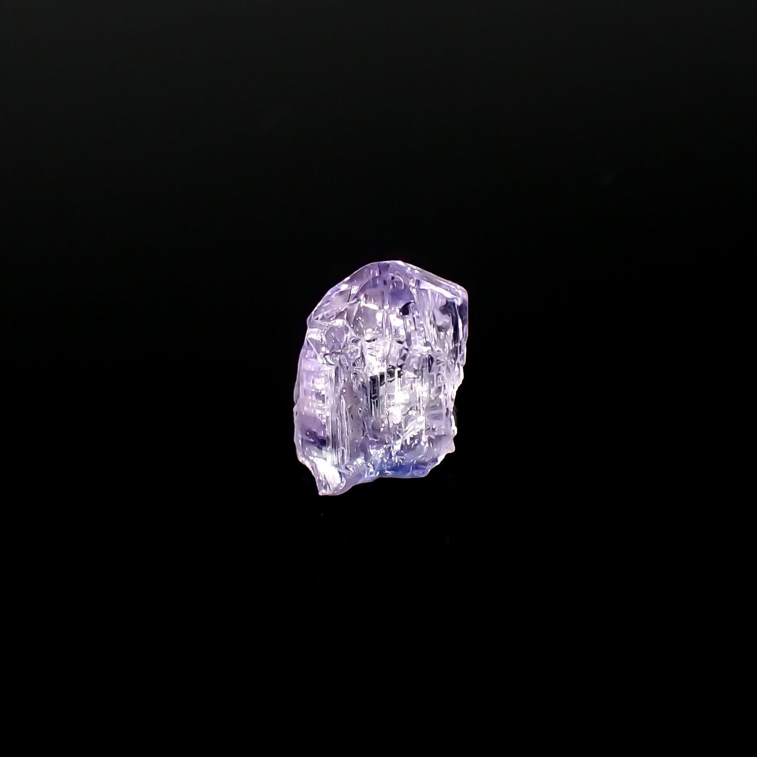 バイカラータンザナイト 原石 タンザニア産 2.52ct[231224982]9x7.1mm前後
