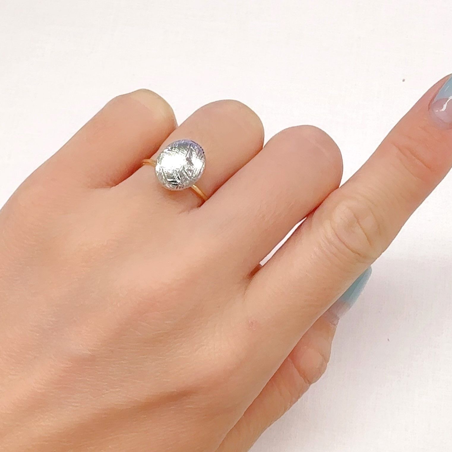 ムオニナルスタ隕石 発見地:スウェーデン 7.84ct[240125759]11.7x9.7mm前後