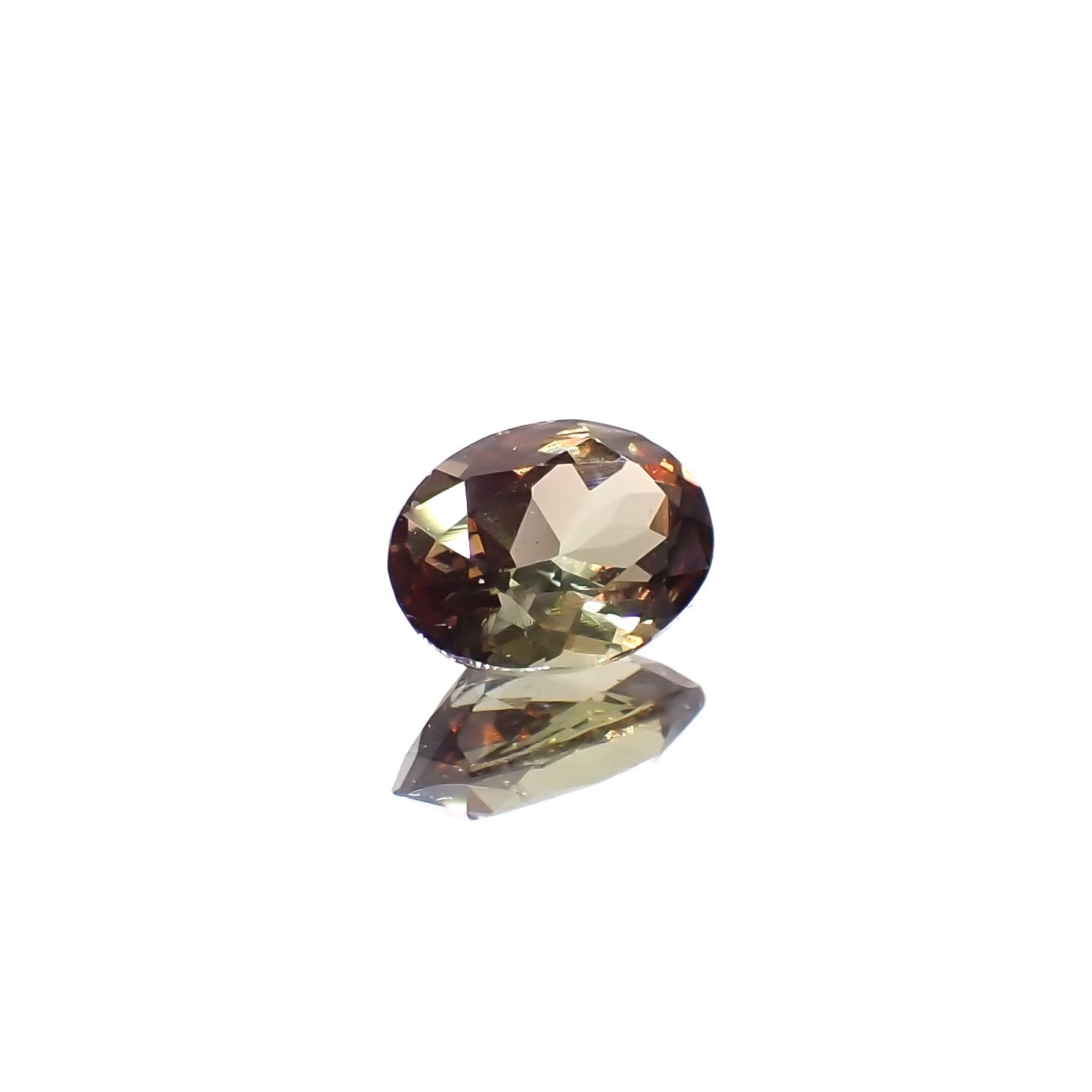 バイカラーアンダリュサイト スリランカ/マダガスカル産 0.65ct[240226145]6.6x4.8mm前後