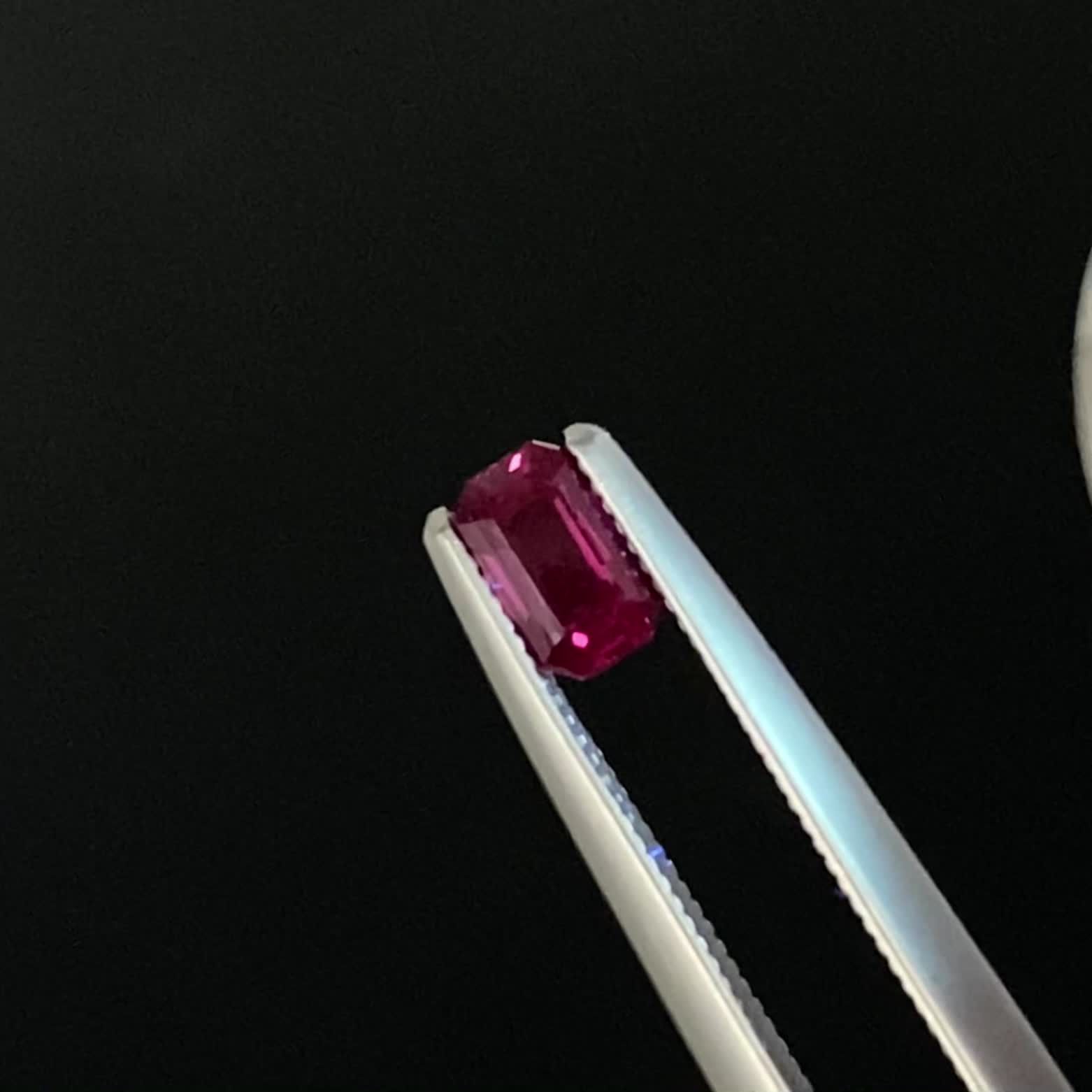 ルビー(宝石名ルビー)タンザニア産 0.45ct 識別済[240226110