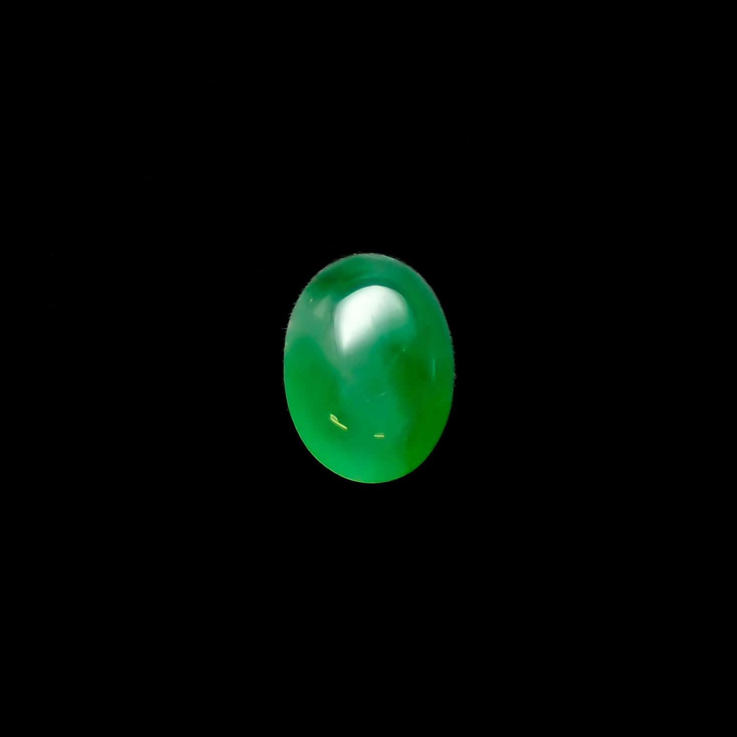 翡翠 ビルマ産 0.61ct[240326953]6.3x4.6mm前後