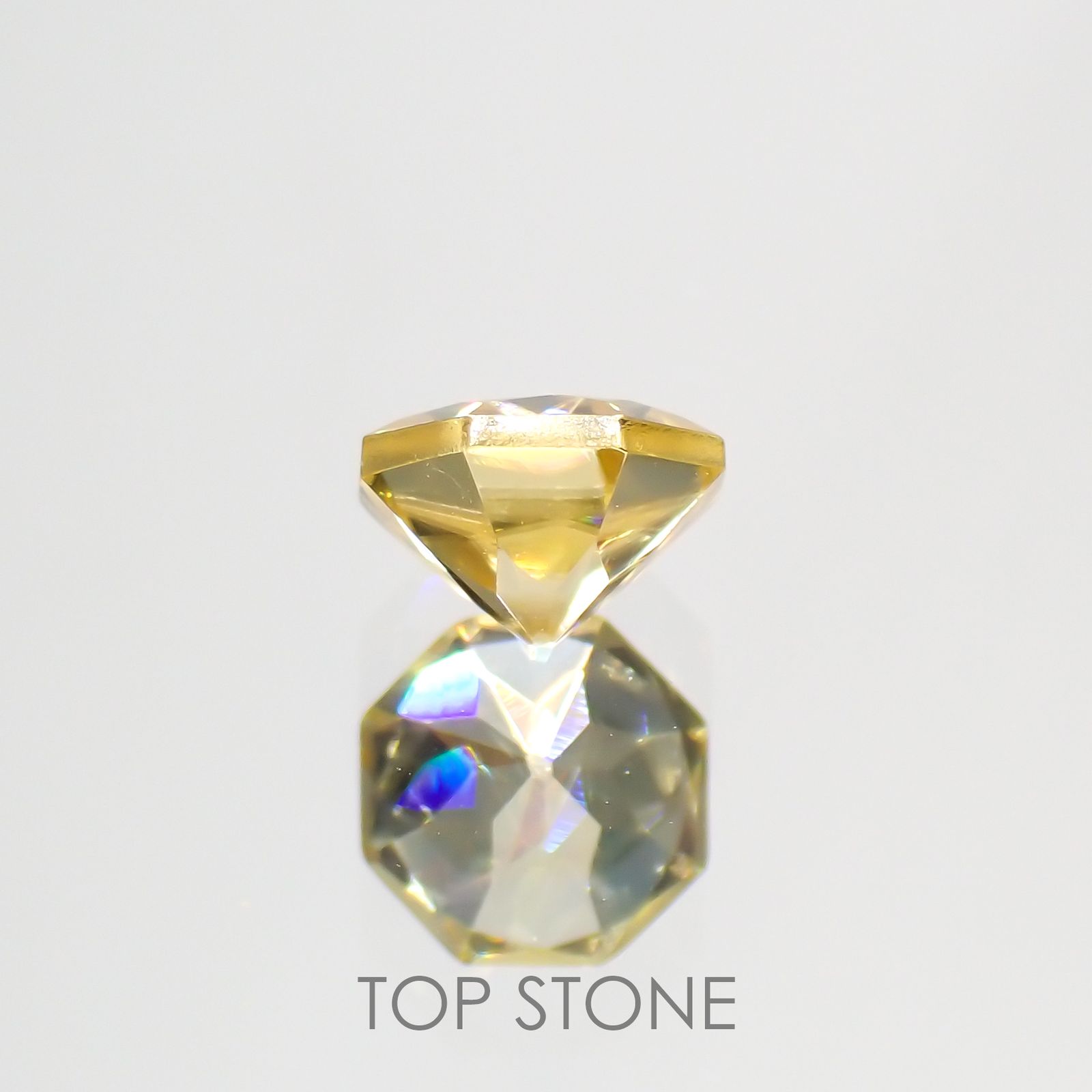 ◇オクタゴンカット◇イエロージルコン(宝石名ジルコン) カンボジア産 0.84ct 識別済[210410486]5×5mm前後