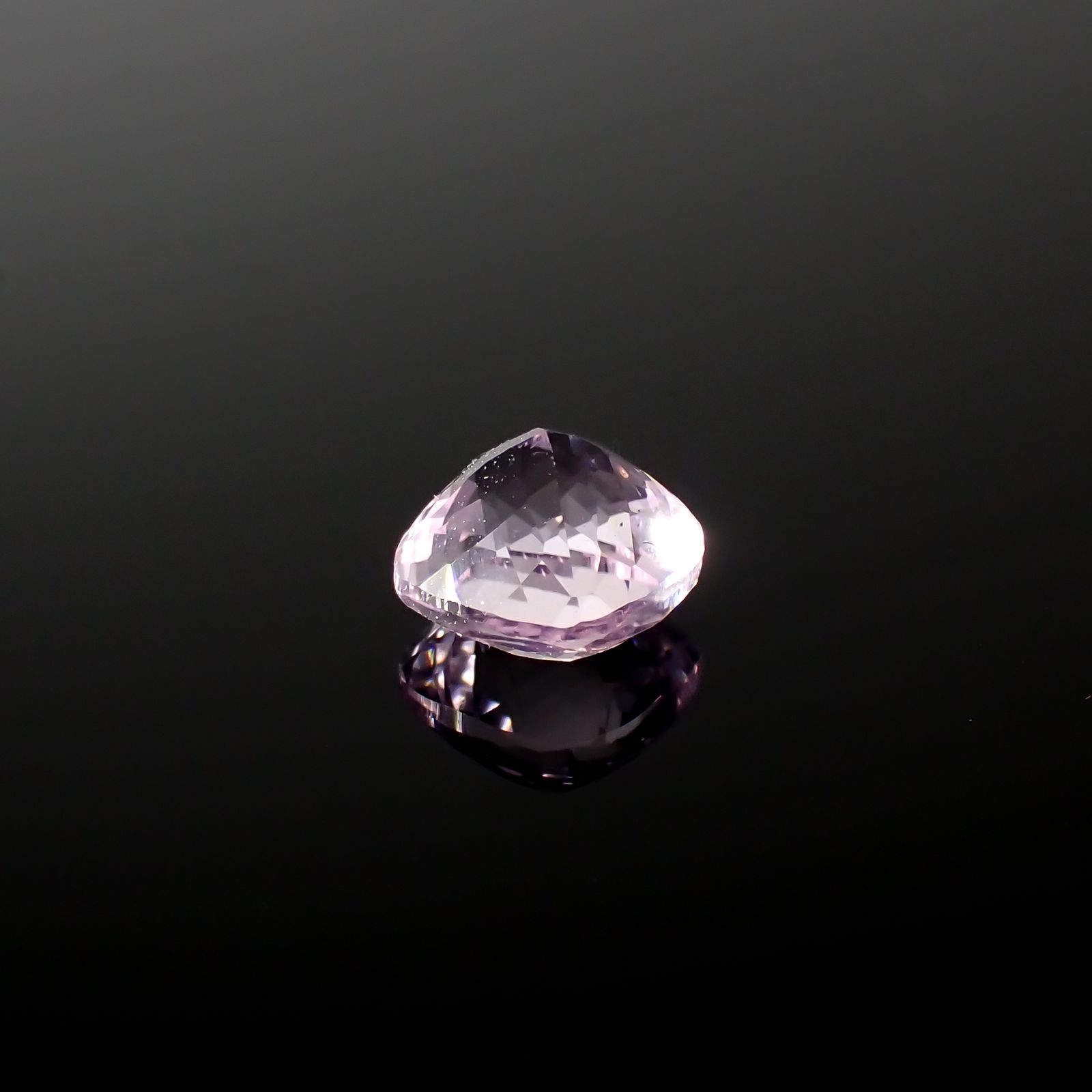 クンツァイト アフガニスタン産 1.98ct[240125360]7x7mm前後