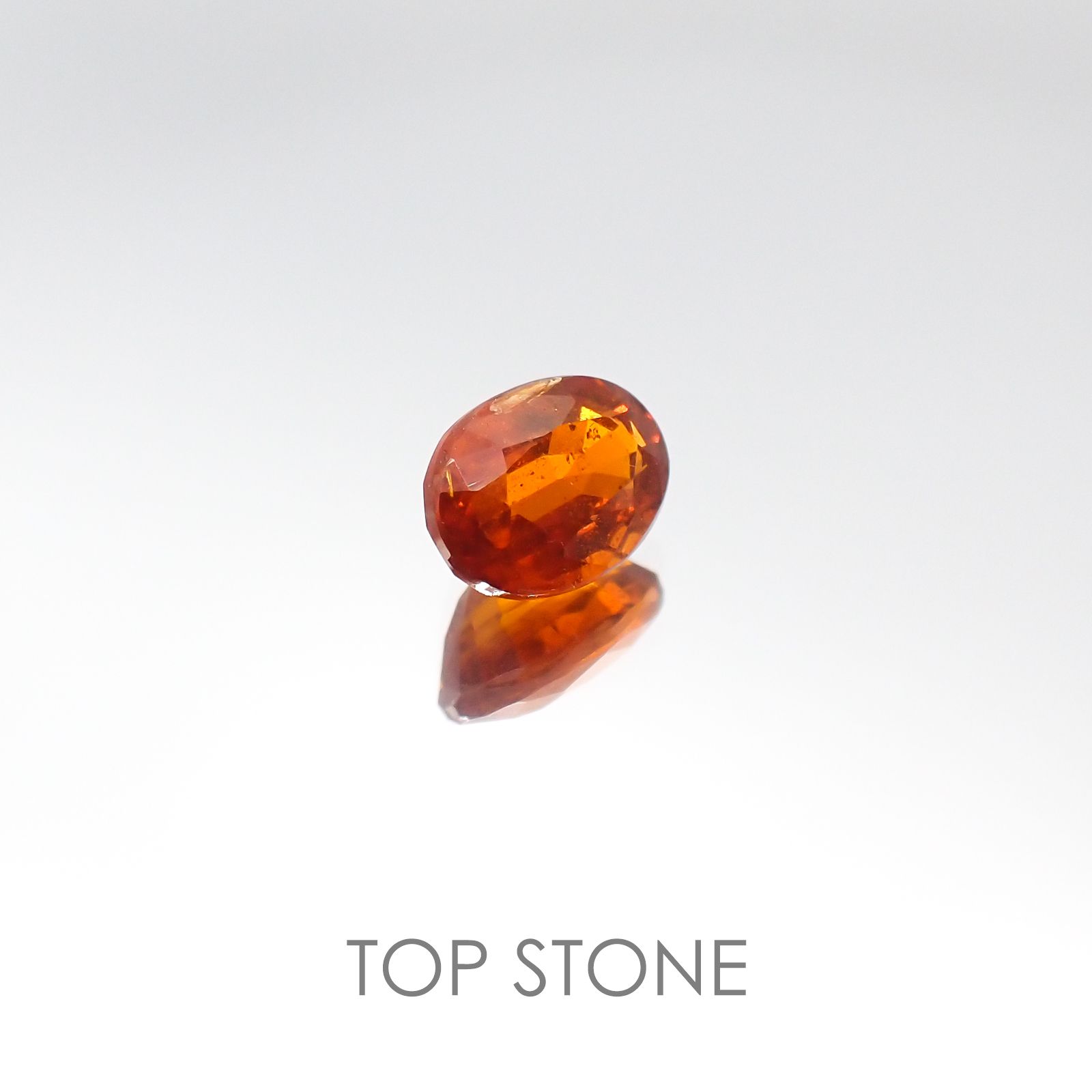 オレンジカイヤナイト タンザニア産 ルース 1.15ct[20105994]7.1×5.2mm前後