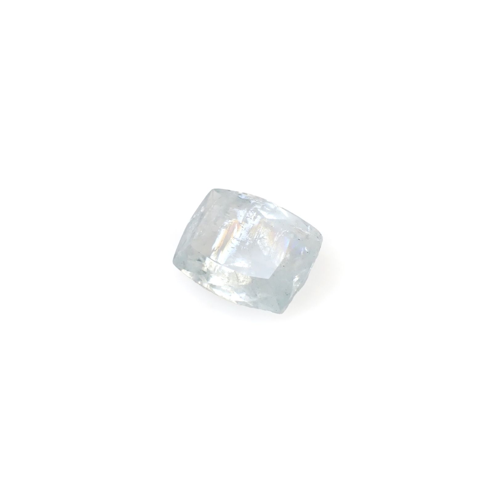 レインボーアクアマリン ブラジル産 3.16ct [250330149]11.4x8.5mm前後