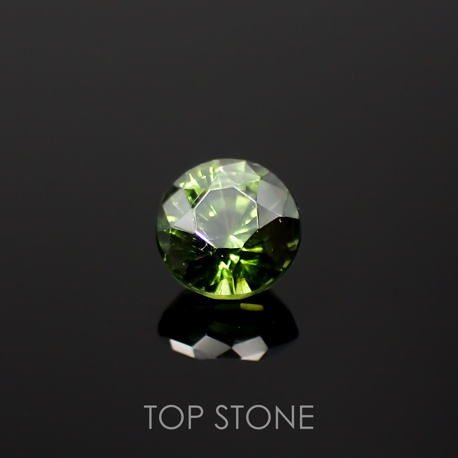 グリーンジルコン(宝石名ジルコン)スリランカ/カンボジア産 0.75ct 識別済[230220683]5x4.9mm前後