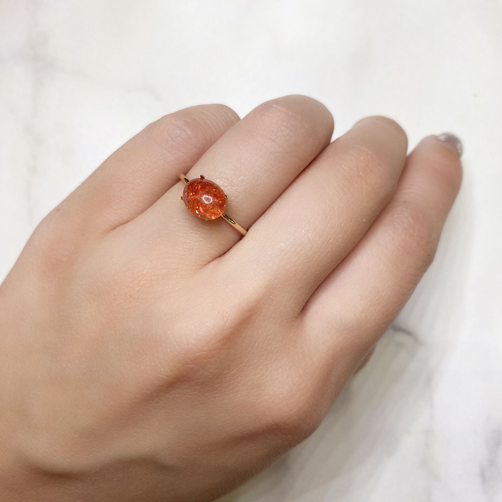 イリュージョンサンストーン(宝石名フェルドスパー) タンザニア産 1.89ct 識別済[210812307]9.1×6.9mm前後