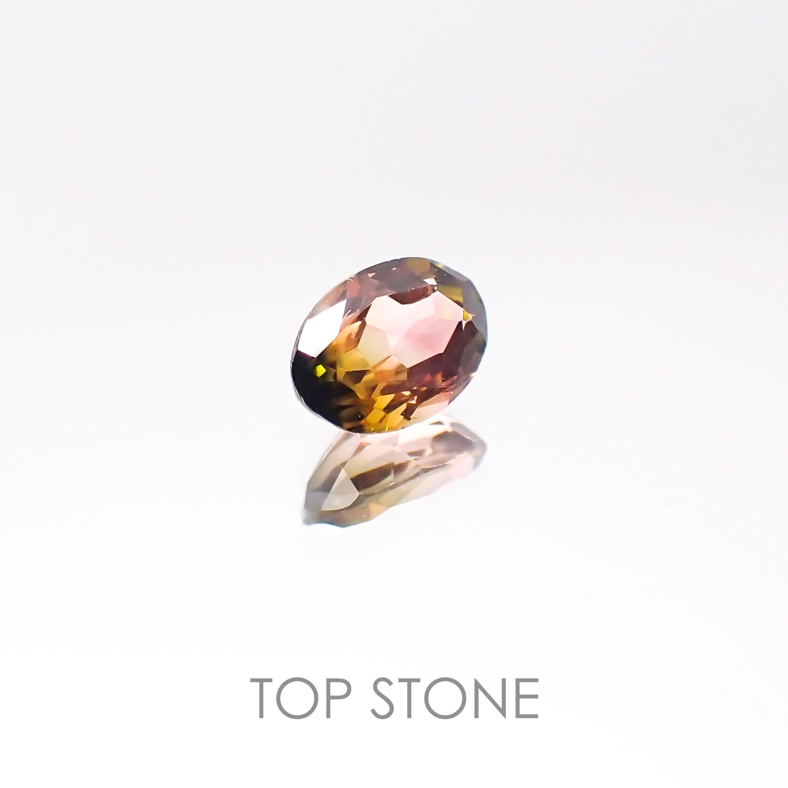 バイカラートルマリン ブラジル産 ルース 0.47ct[20106810]5.7×4.1mm前後
