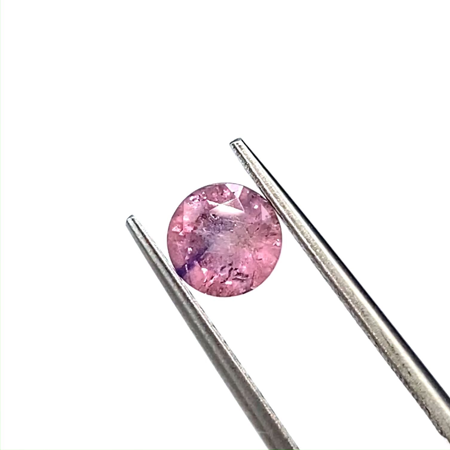 ウィンザーサファイア タンザニア・ウィンザー産 1.31ct / 6.2x6.2mm