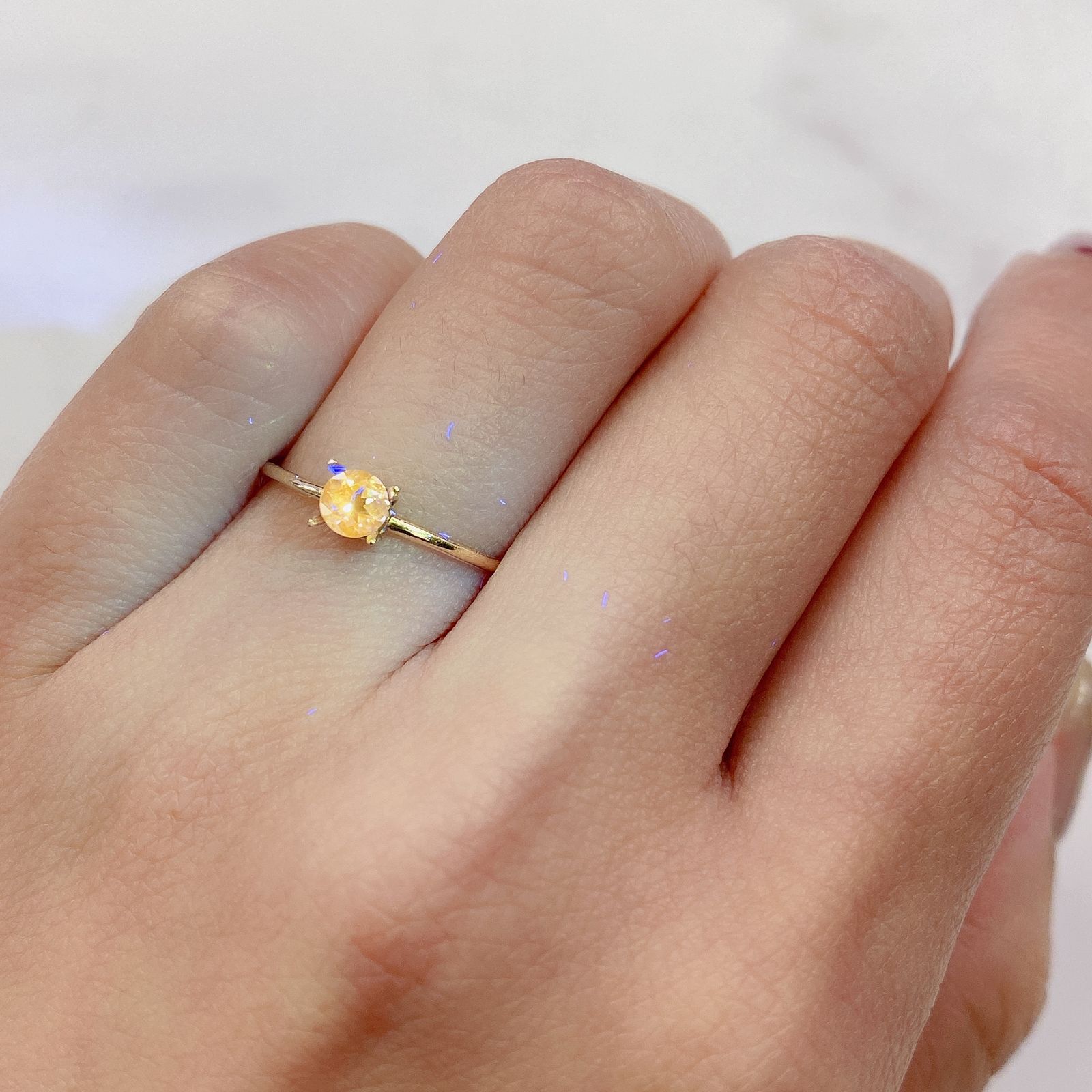 マリアライト(宝石名パープル・スキャポライト) スリランカ産 0.19ct 識別済[21049565]4×4mm前後