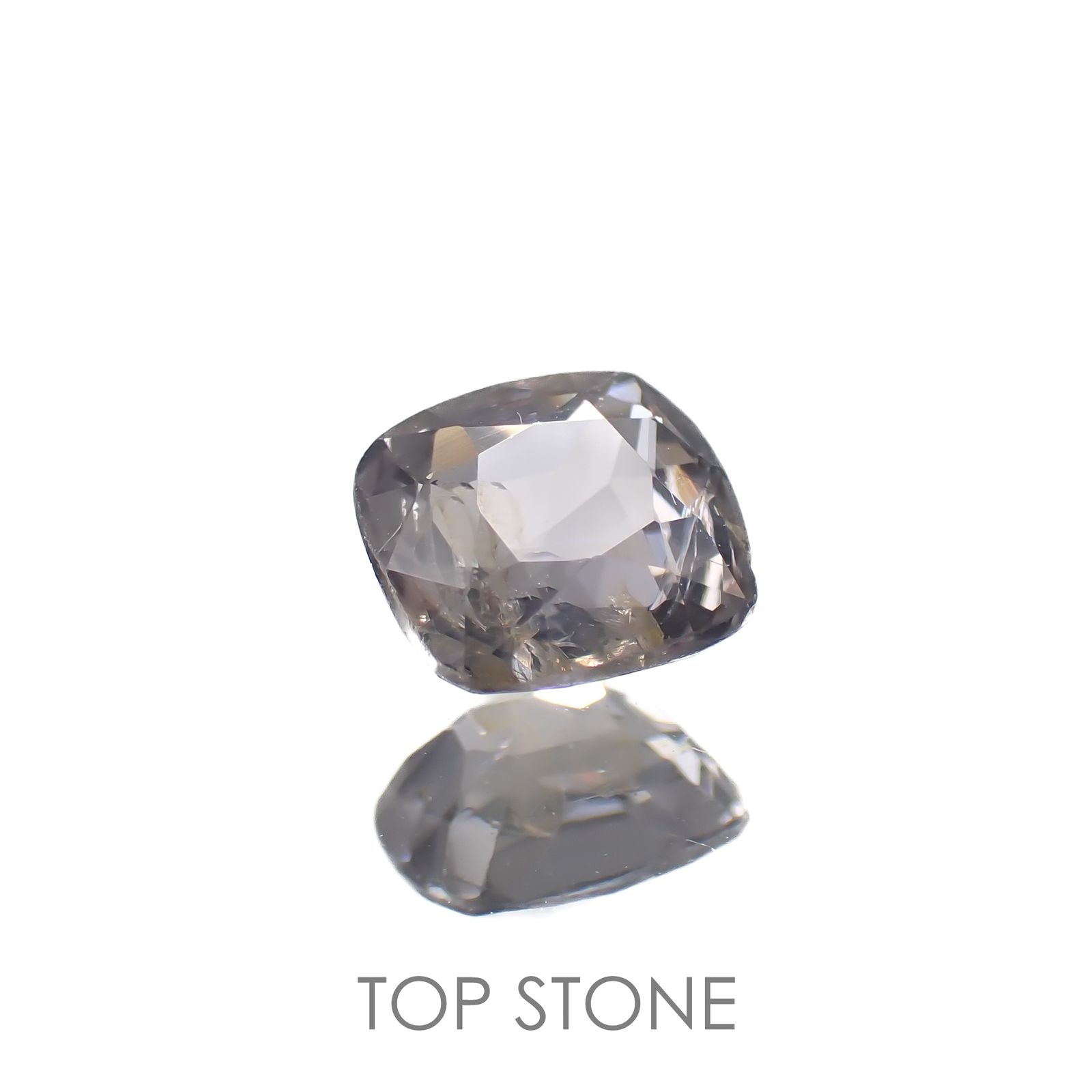 グレースピネル(宝石名スピネル)ビルマ/マダガスカル産 0.75ct 識別済[220817561]5.5x5.2mm前後