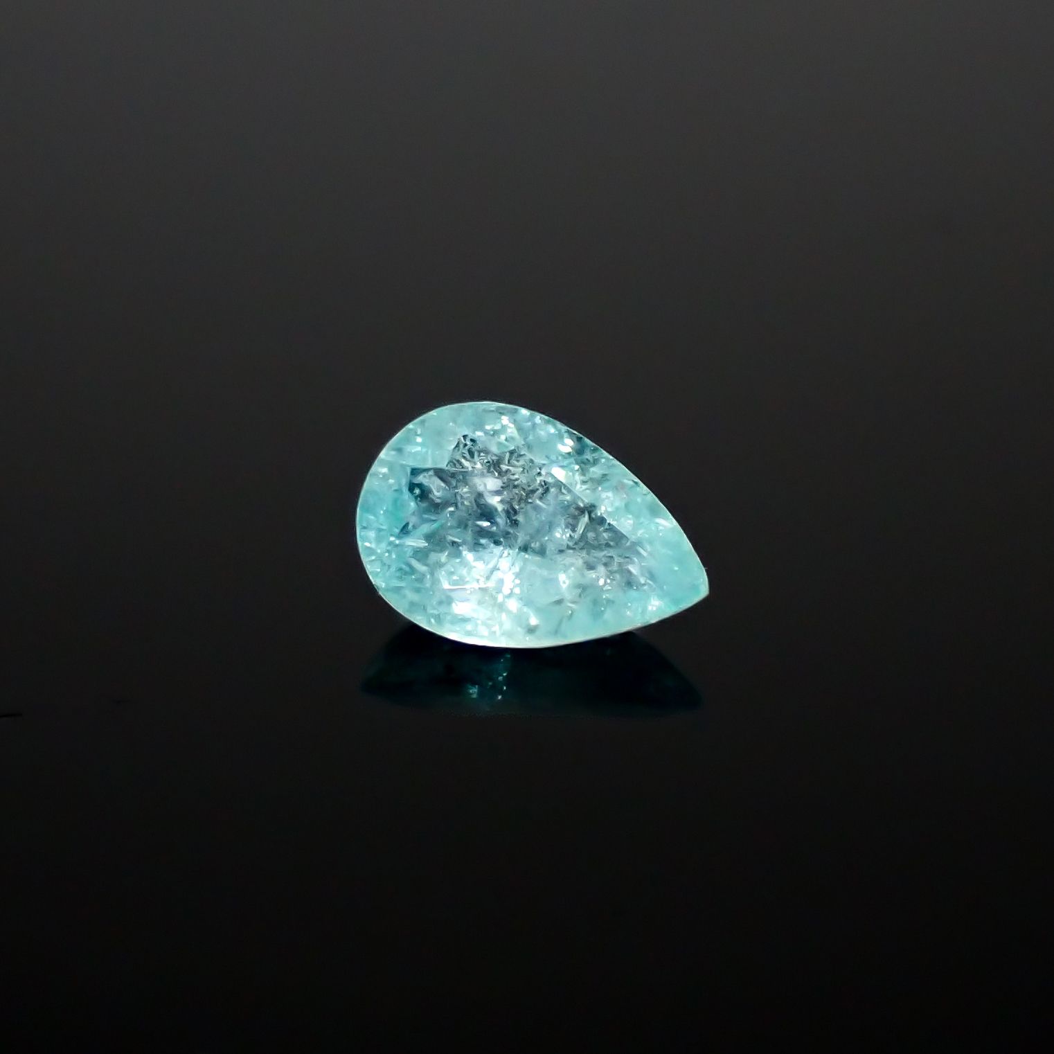 パライバトルマリン モザンビーク産 0.60ct[240928769]7.2x4.9mm前後