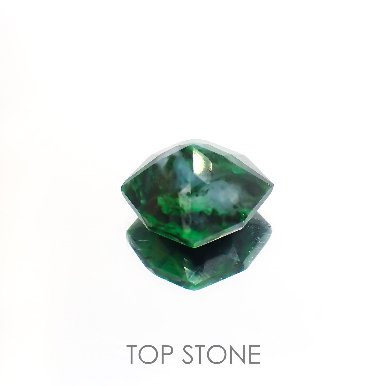モーシッシ ビルマ産 2.66ct[220114188]9.2x9.1mm前後