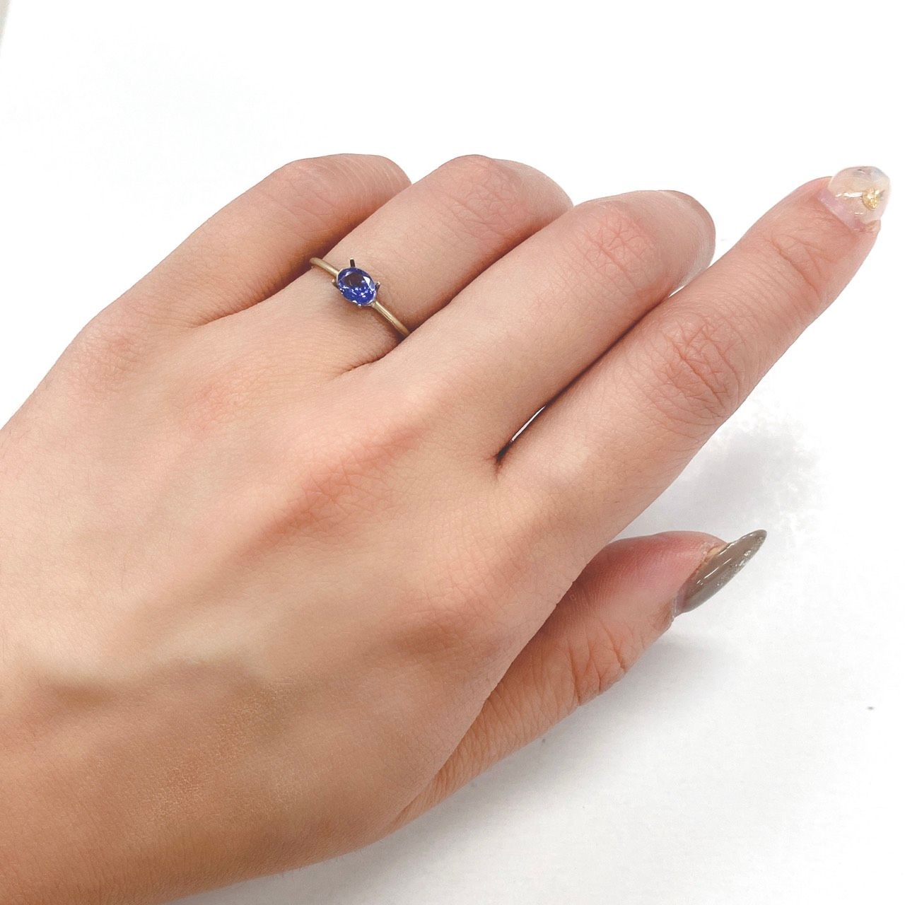 タンザナイト(ゾイサイト) タンザニア産 ルース 0.36ct[210510073]5.1×4mm前後