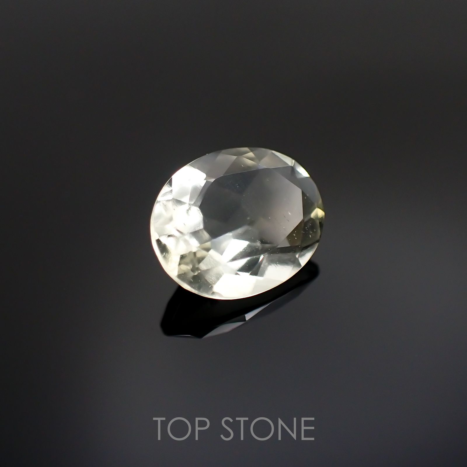 リビアングラス(宝石名インパクトガラス(衝撃溶融ガラス))エジプト・リビア砂漠産 1.69ct 識別済[211213789]10.1x8mm前後