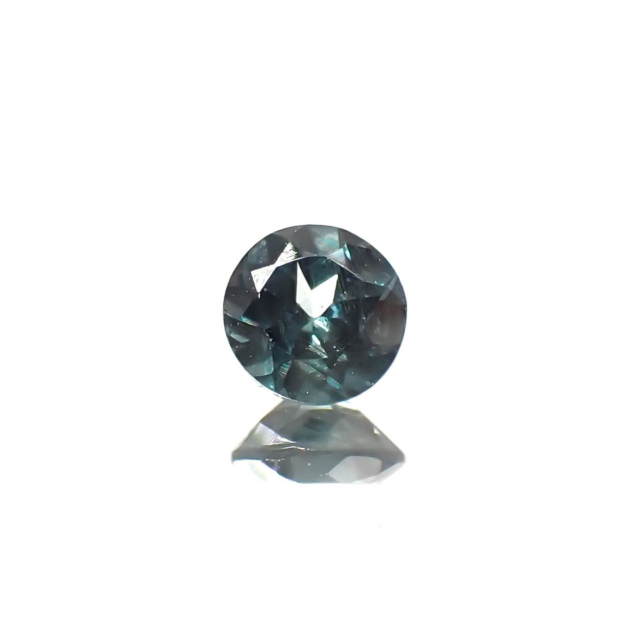 カラーチェンジガーネット アレキタイプ マダガスカル・ベキリー産 0.22ct[231224758]3.6x3.6mm前後