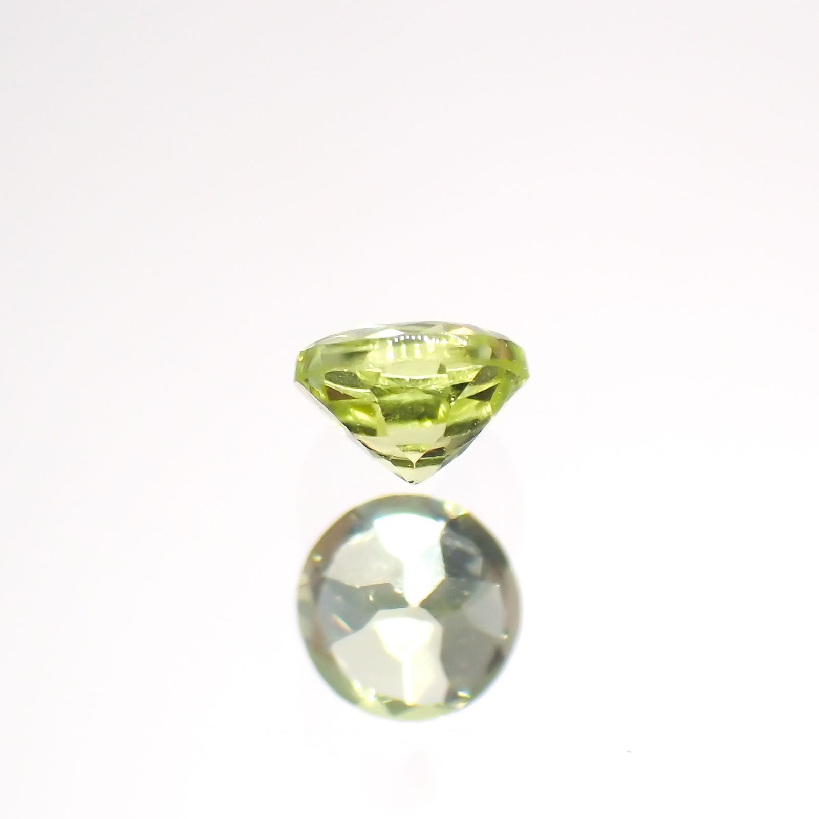 パロットクリソベリル(宝石名クリソベリル)インド産 0.13ct 識別済[220114514]2.9x2.9mm前後