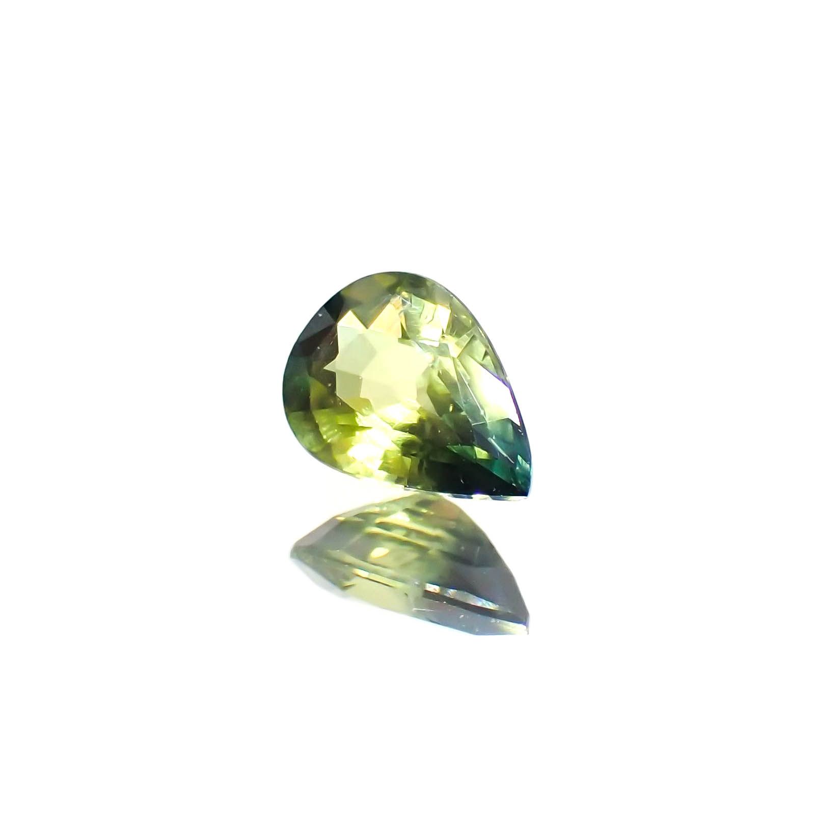 バイカラーサファイア(宝石名サファイア)マダガスカル/オーストラリア産 0.45ct 識別済[250114849]5.8x4.1mm前後