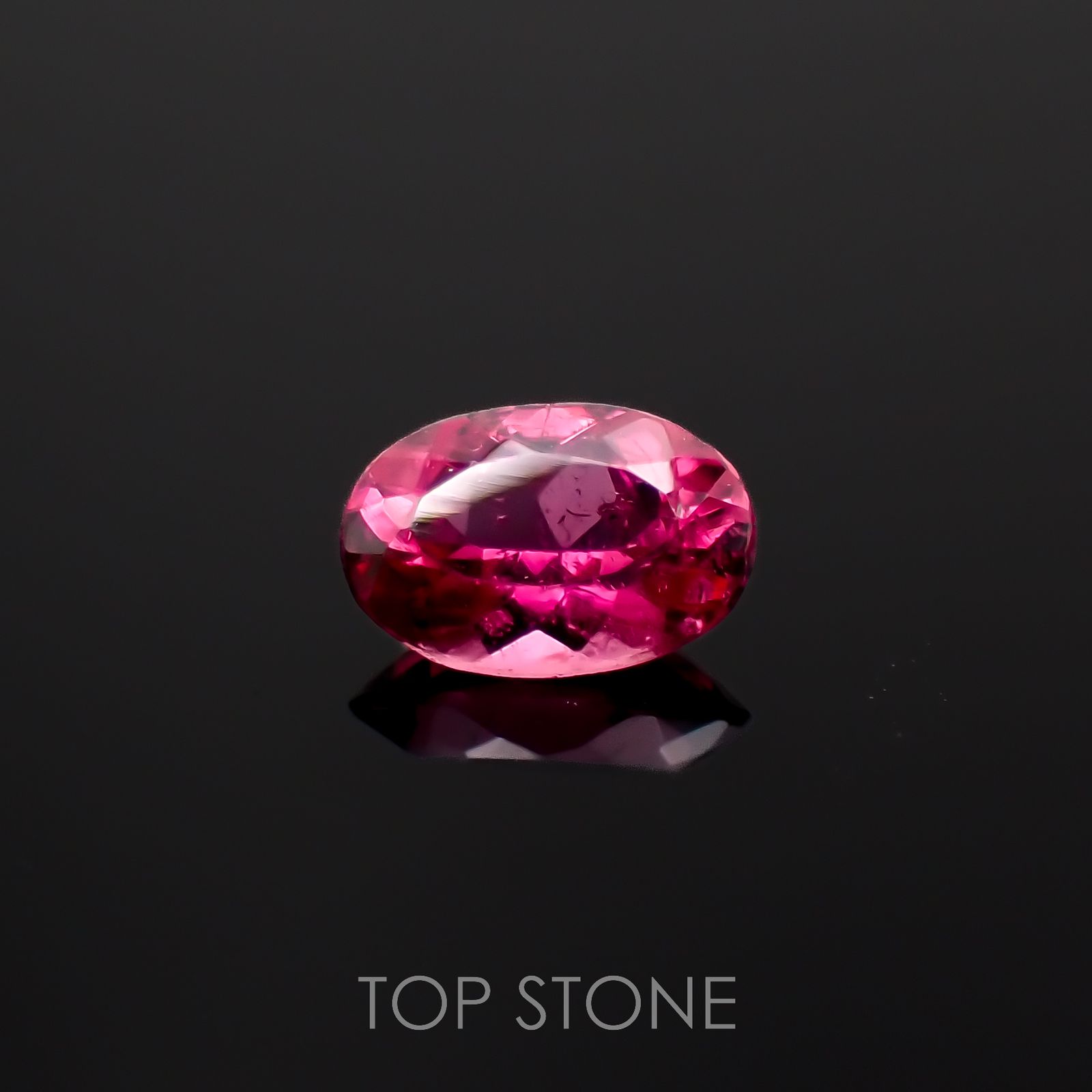 ルベライト ブラジル・ミナスジェライス州産 0.40ct[221018214]5.8x3.9mm前後